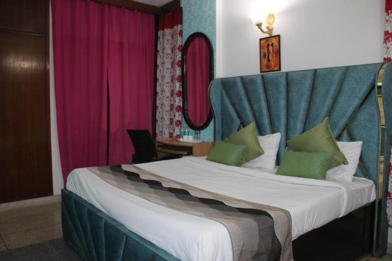 Awasthi Kozi Stays B&B - Closest To Vfs New Delhi Eksteriør bilde