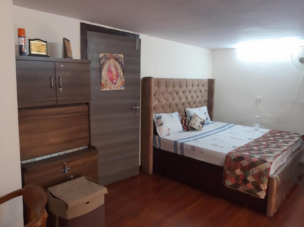 Awasthi Kozi Stays B&B - Closest To Vfs New Delhi Eksteriør bilde