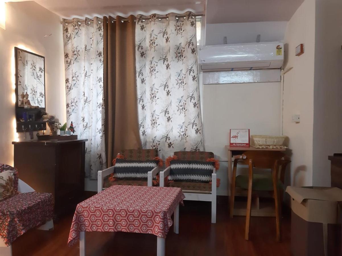 Awasthi Kozi Stays B&B - Closest To Vfs New Delhi Eksteriør bilde
